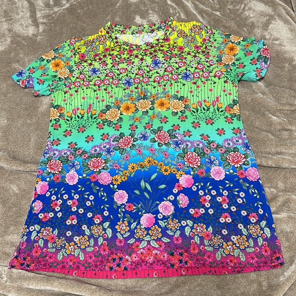 Johnny Was Rainbow Field Favorite Crew Size M - Picture 2 of 5